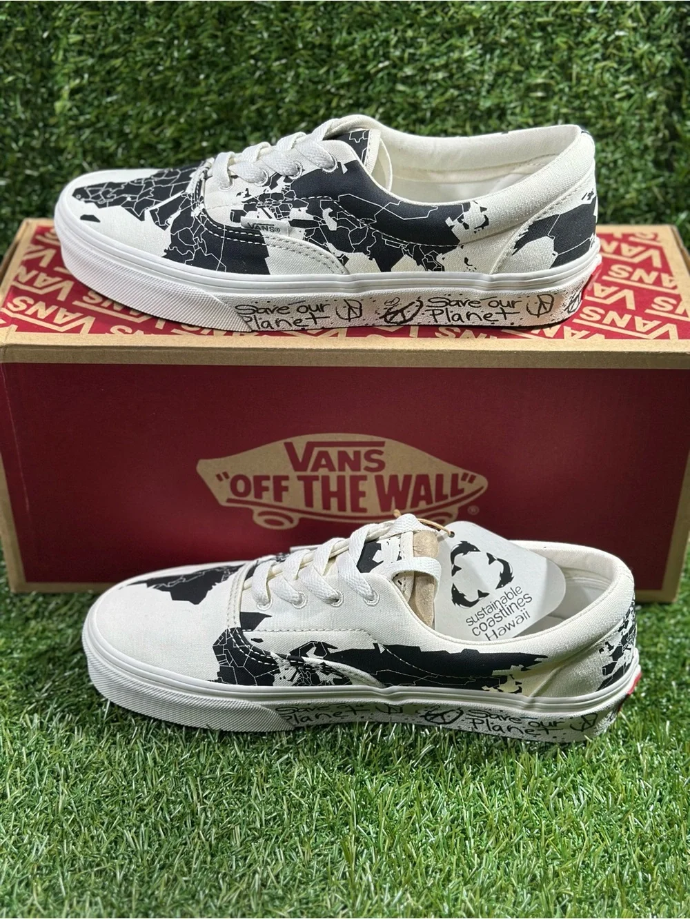 VANS SAVE OUR PLANET X ERA, CLASSIC WHITE/ BLACK, MENS 5/WOMEN 8.5, VN0A4BV4TGP